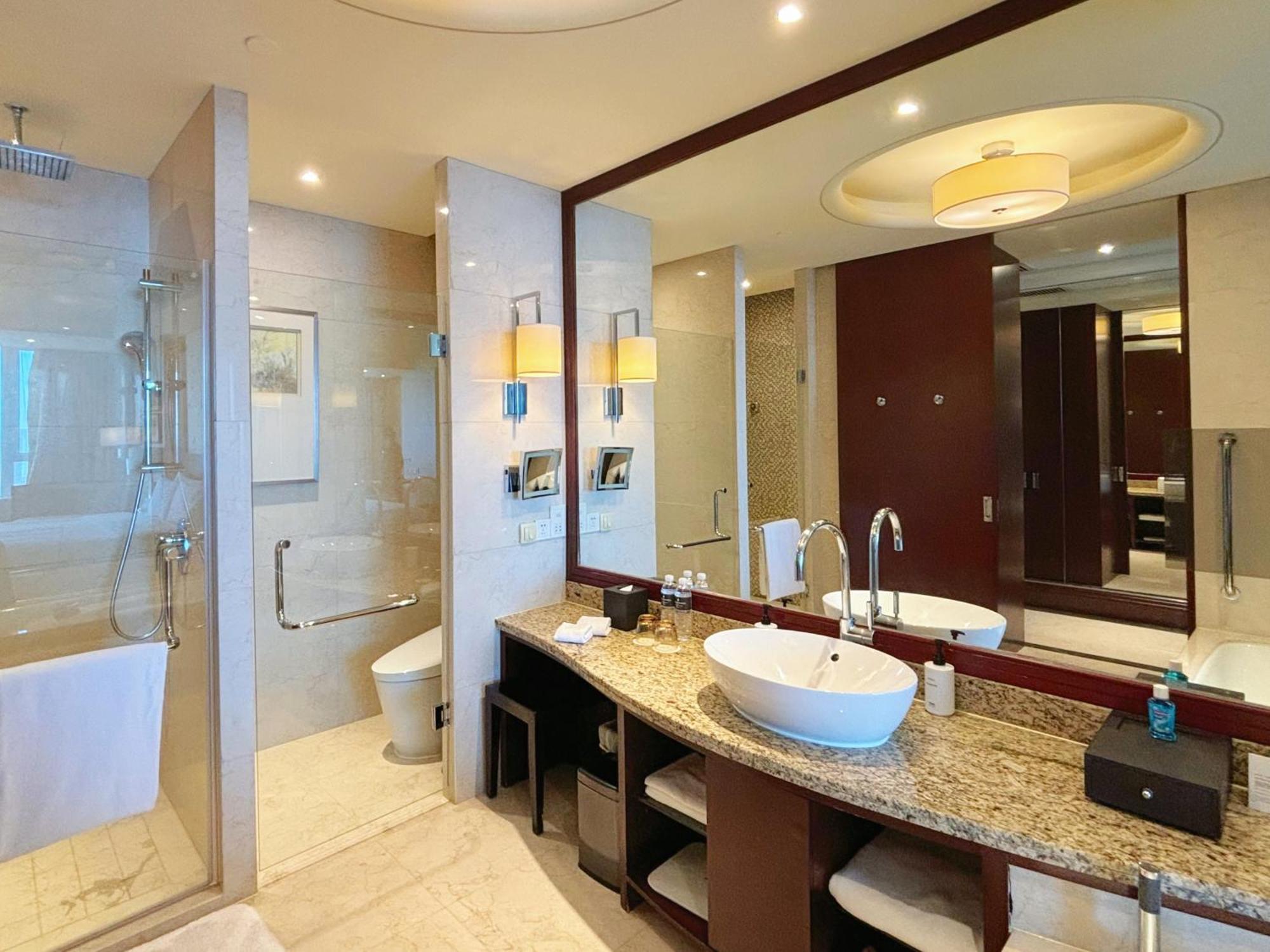 Intercontinental Wuxi By Ihg Hotel Exterior foto